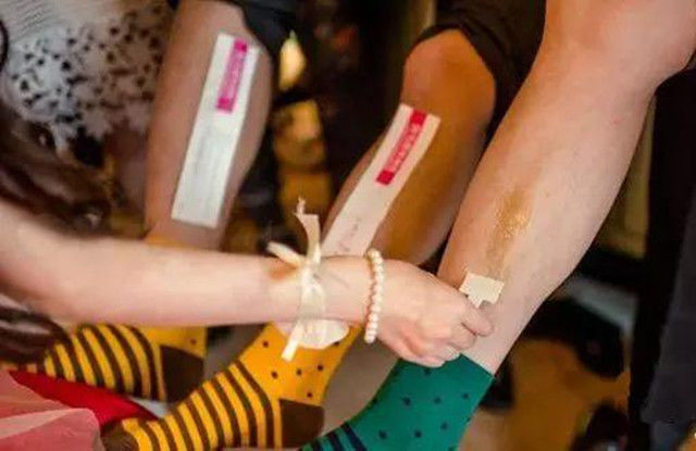 结婚迎亲堵门游戏集合,新郎迎亲堵门游戏