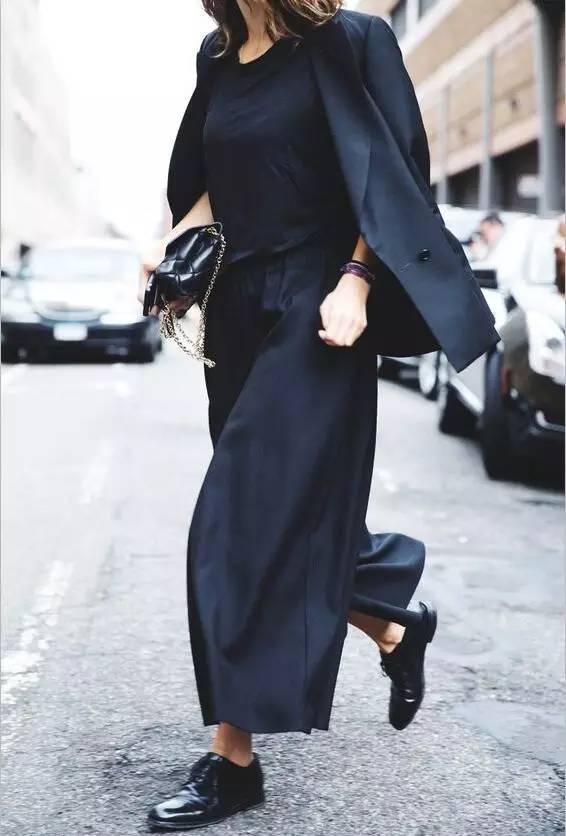 秋季穿衣搭配技巧,秋季穿衣搭配方法大全