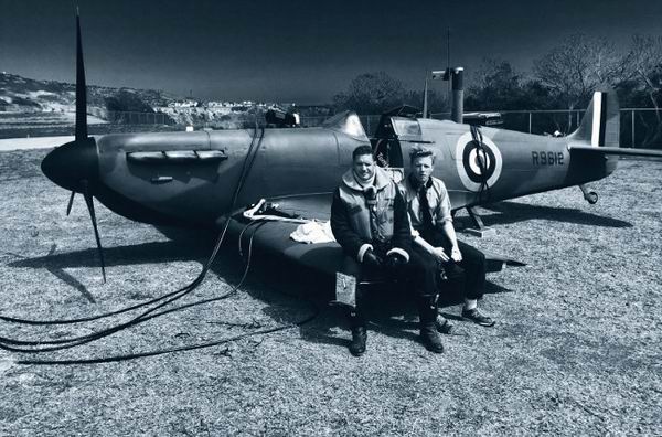 敦刻尔克大撤退飞行员手表,敦刻尔克飞行员戴什么手表