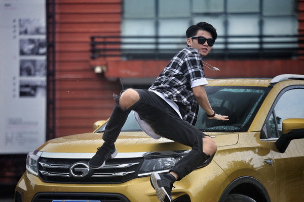 谁说程序员不浪漫,传祺gs3和你一起潮流当下