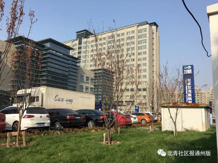 新华医院口腔科搬到哪里了,友谊医院口腔科在旧院还是新医院