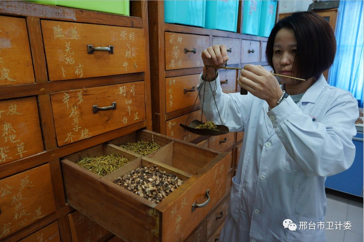 十大举措提升群众看病就医满意度,提升医疗保障水平群众看病不再难