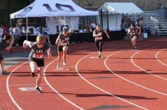 宋仲基和宋慧乔视频,宋钟基权志龙