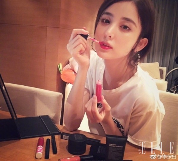 郑爽的演技是被她的黑眼圈耽误了吗？！90后的最大的肌肤危机就是它！