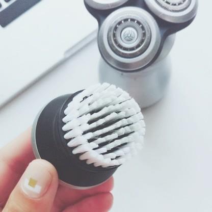 飞利浦剃须刀s8870充电,飞利浦高端剃须刀s9800