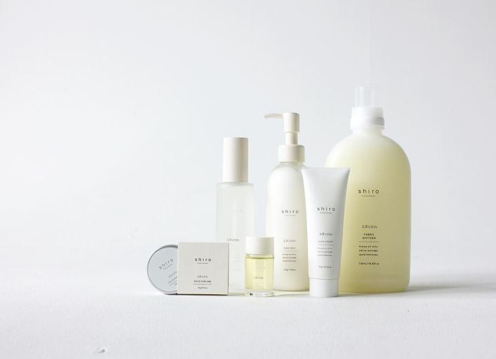 好痒啊！我除了能给你一个痒痒挠，还能给你一瓶身体乳！