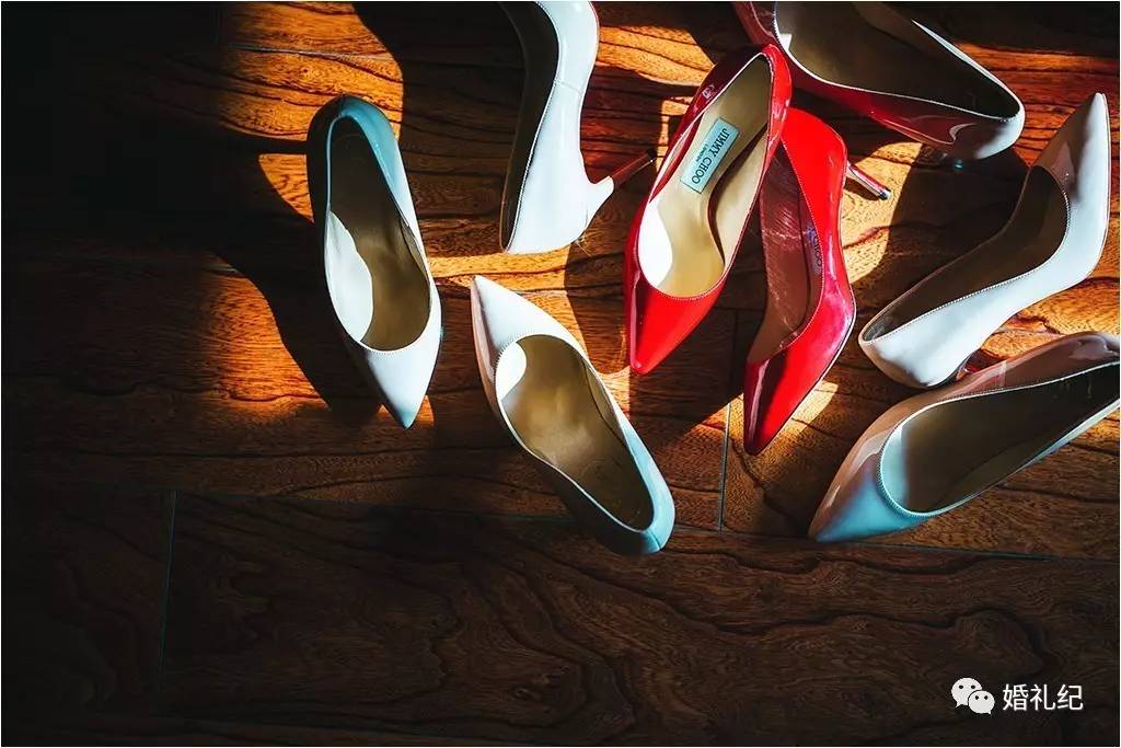 痛!有新娘把婚鞋买成了X鞋!