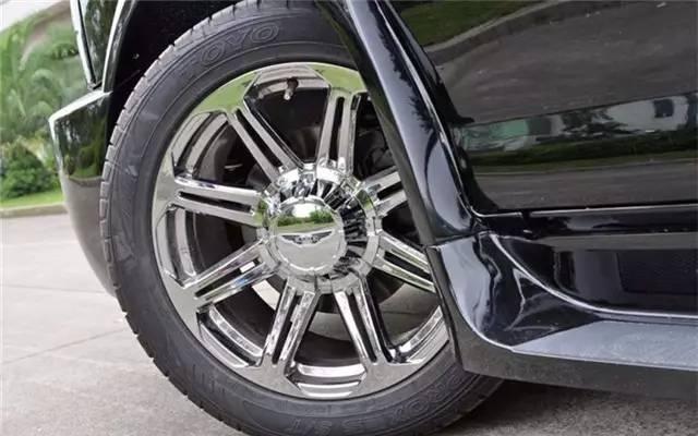 戴墨镜金链子bgm背景音乐,墨镜雪茄金链子三件套bgm是什么