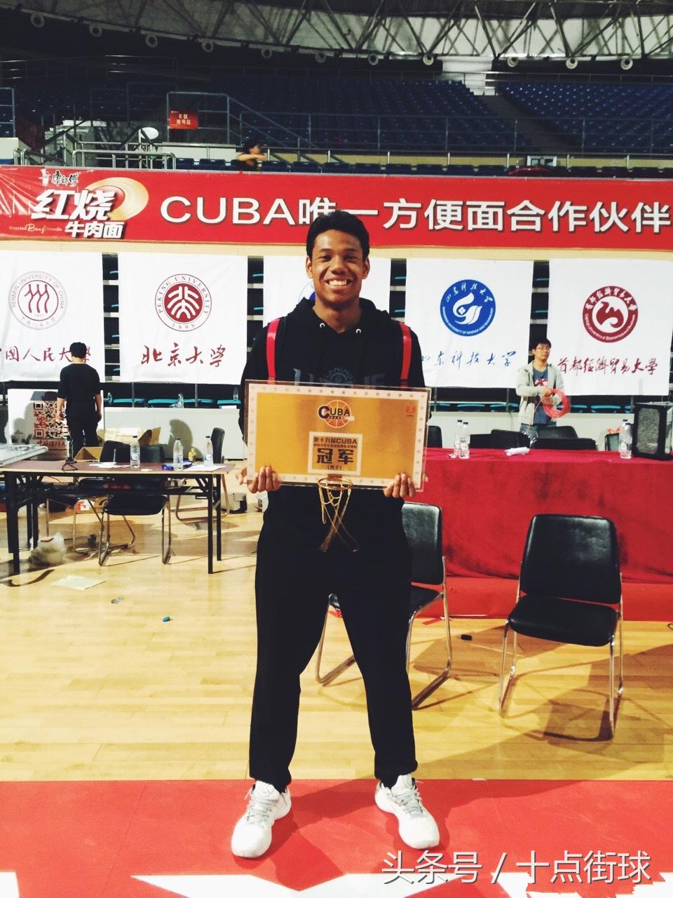 中国篮球即将诞生第二名黑人混血球员，曾获韦德盛赞：天赋太好，未来能进NBA！