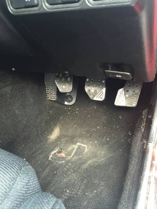 马自达跑车卖萌,马自达可爱小型跑车