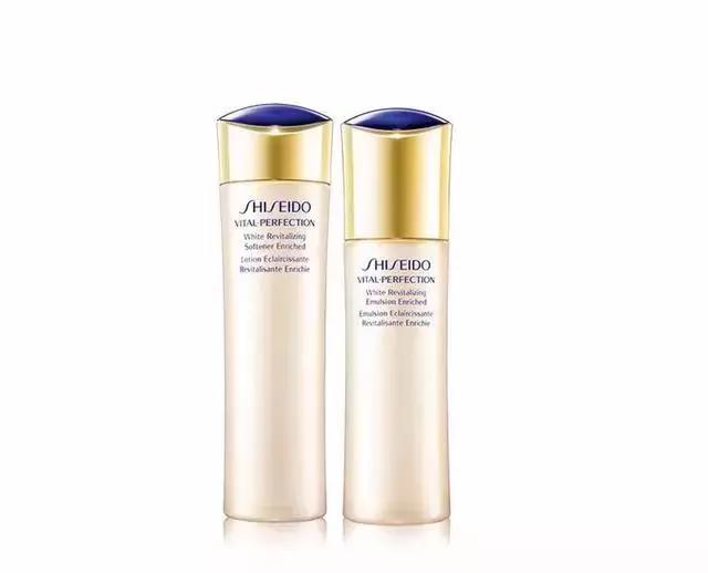 适合夏天的水乳推荐35岁以上,适合男生夏天用的补水保湿水乳