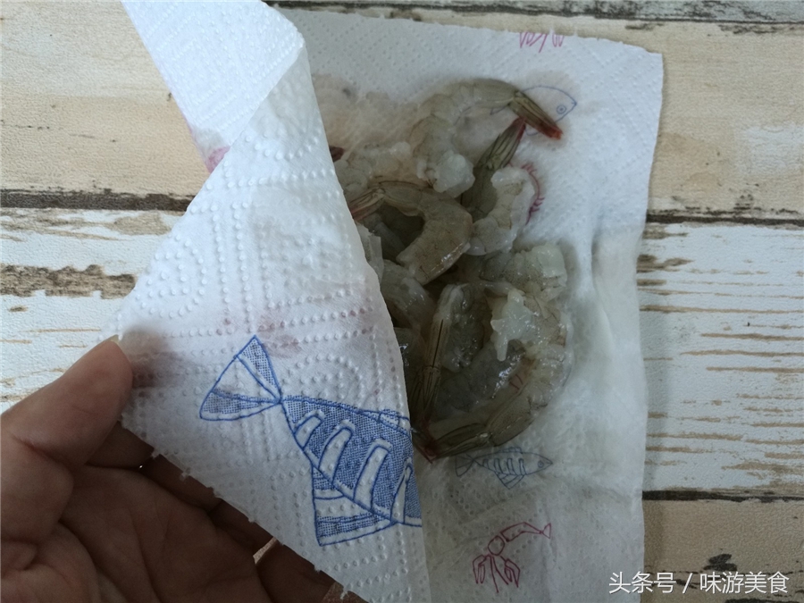 虾仁豆腐海带汤减肥,内酯豆腐和虾仁减脂期怎么做