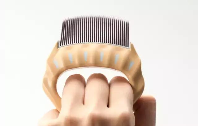 最好用的猫咪梳毛神器,贝壳梳猫咪推荐