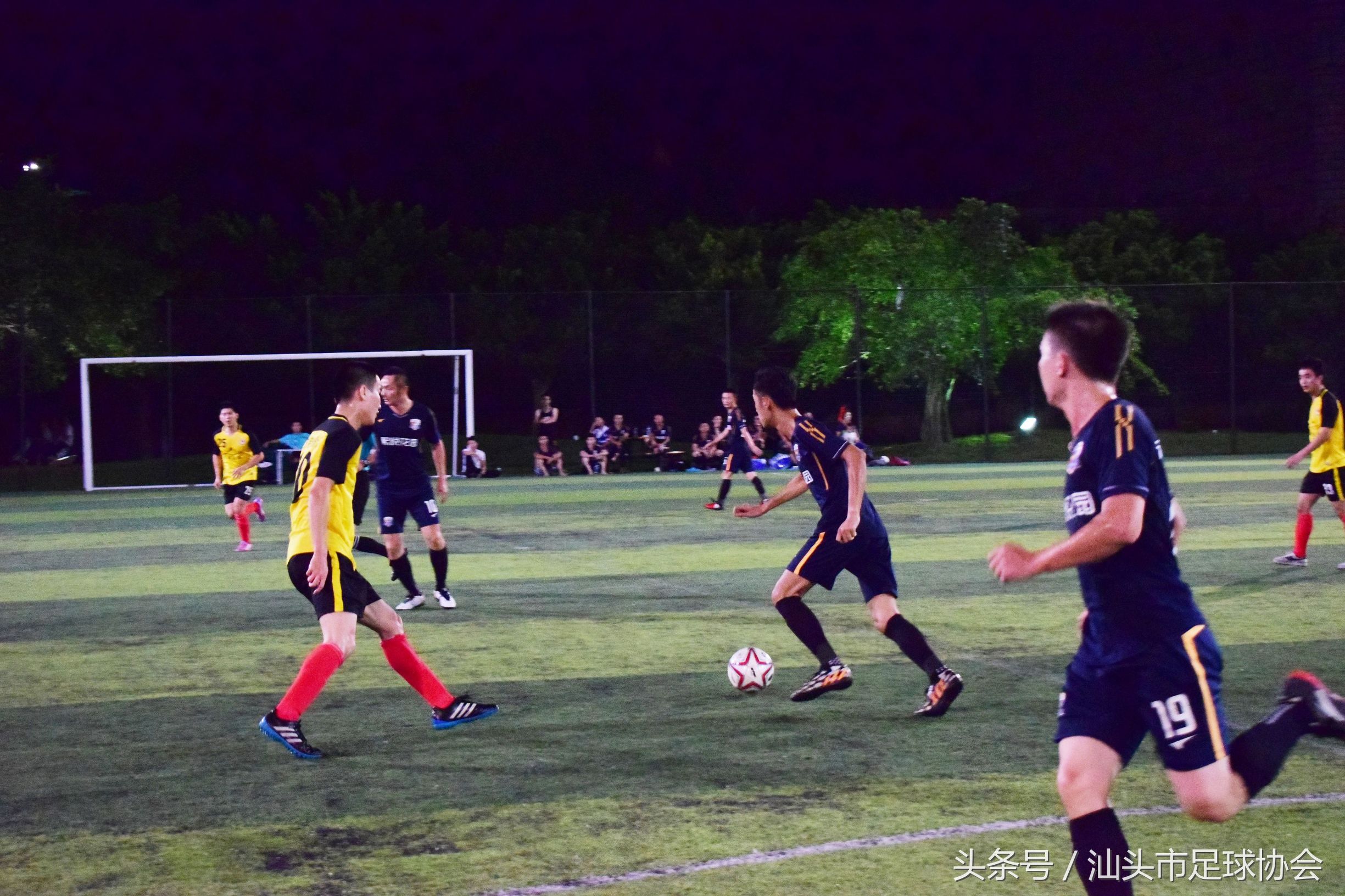 汕头足球冠军,汕头足球联赛汕超冠军