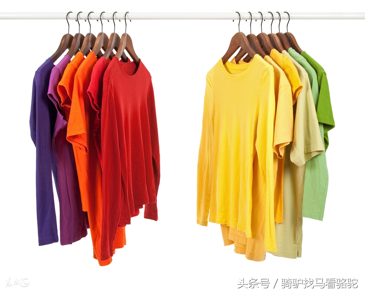 上下身颜色搭配的法则,色彩搭配蓝色与什么颜色形成对比