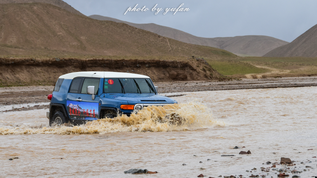 无人区穿越多少公里,无人区穿越和荒野求生哪个难
