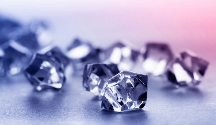 如何判断假货最简单的方法 (怎样鉴别买到的东西是不是假货)