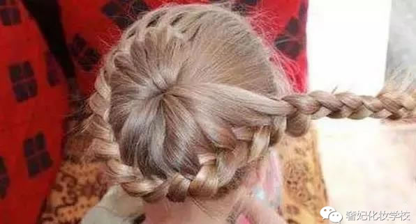 编发儿童简单又漂亮中长发小公主,斜辫子的小公主编发