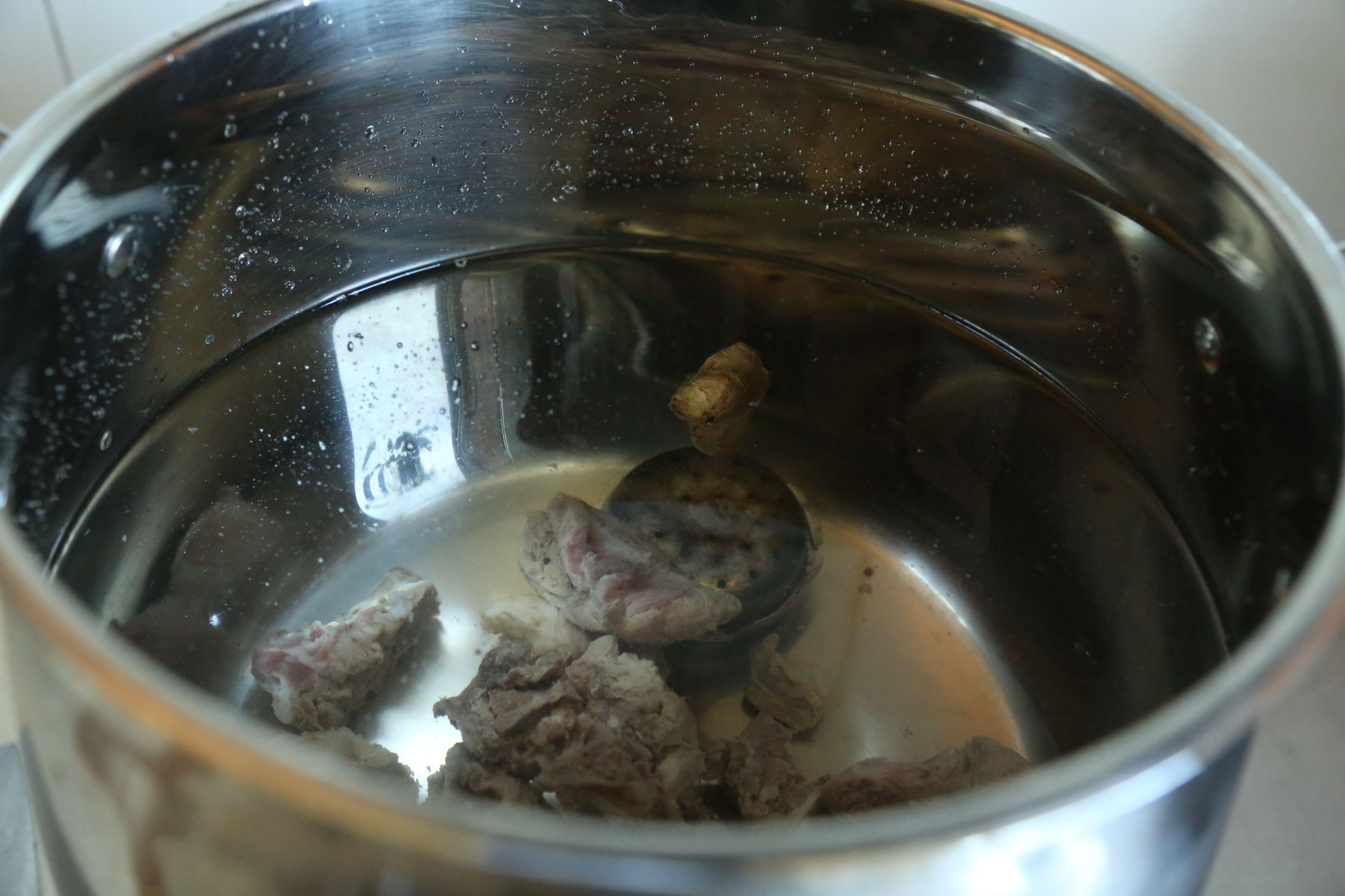 想吃一碗越南河粉很难吗,想吃一碗螺蛳粉和面条