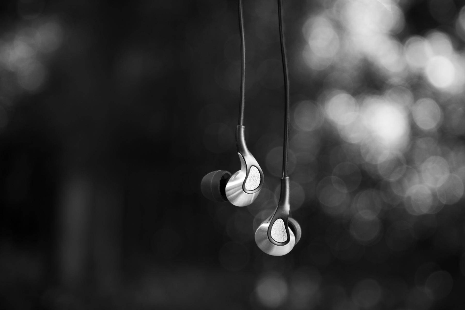 你信不信，魅蓝这Flow耳机的舒适感，总让你忘记一件事