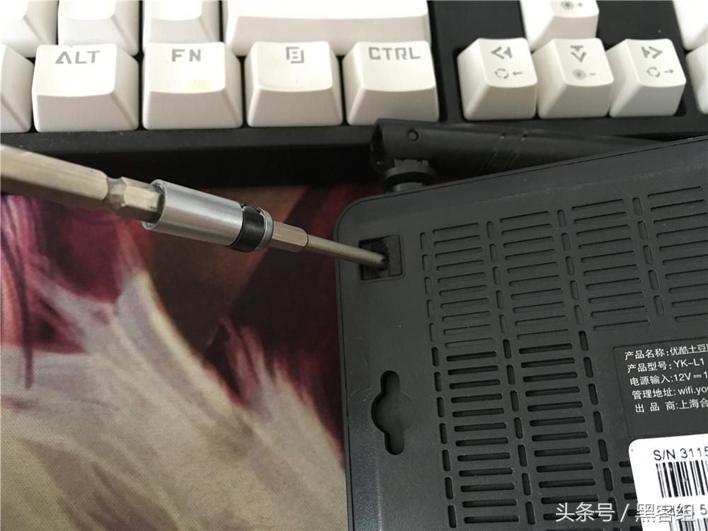 开膛破肚、拔卡刷机、路由宝最后的使命