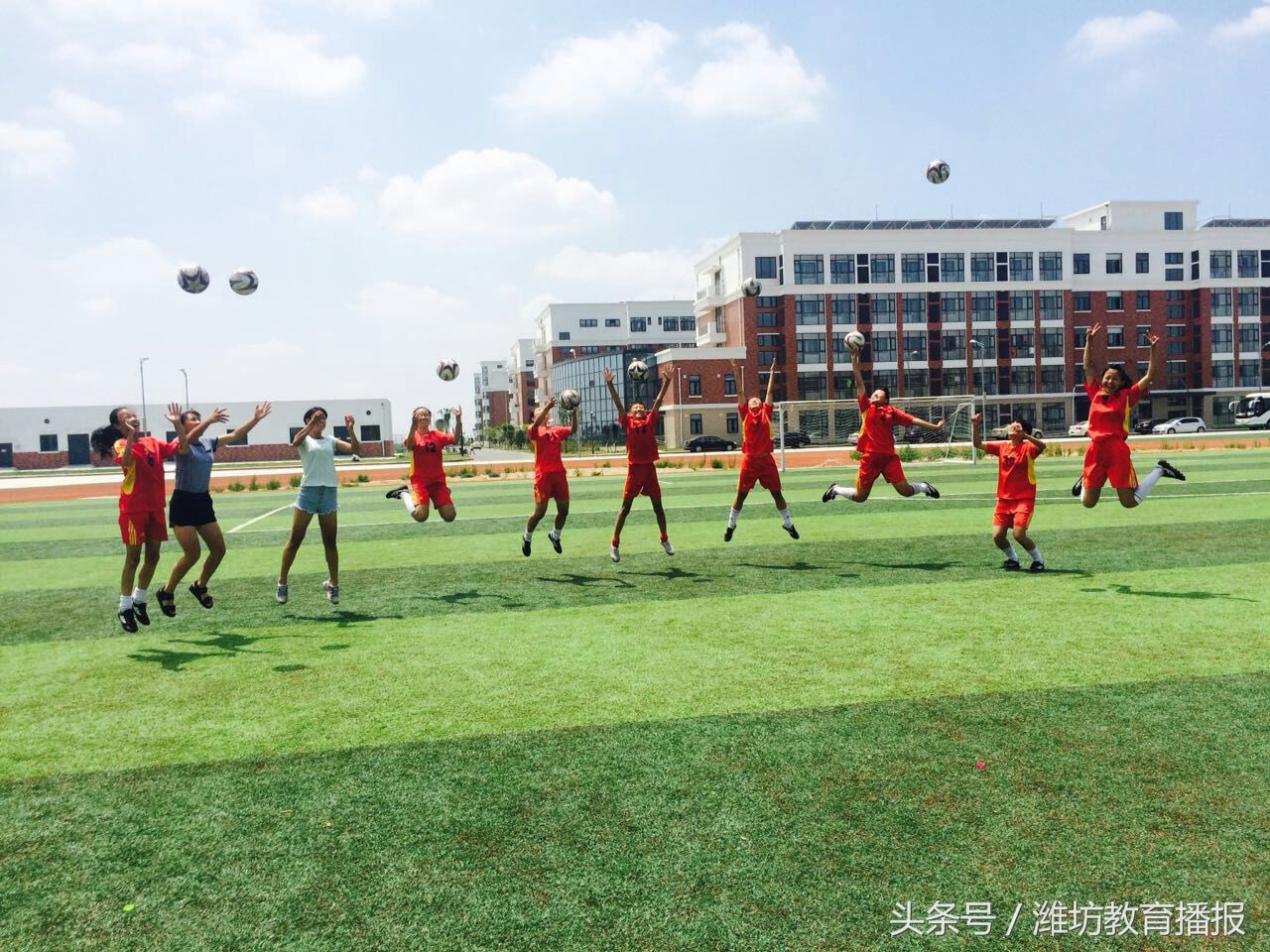 中国足球任重道远冲击2026世界杯,中国足球冲击下届世界杯阵容