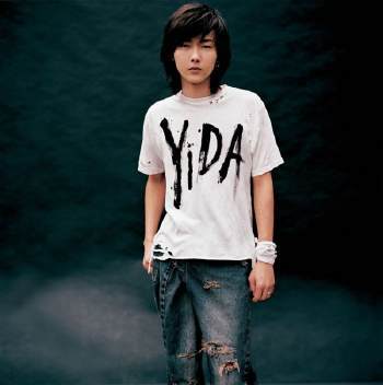 她曾资产过亿!出家后因乳腺癌逝世