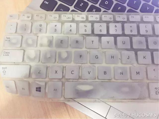 笔记本怎么防止屏幕有键盘印子,笔记本屏幕有键盘印擦不掉