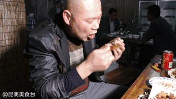 隐藏在昆明村庄里的3家烤羊店，老司机用3个月才找到的