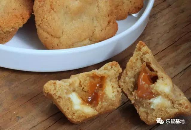 焦糖，美食界的“千年老二”，却是大多数人的“甜蜜诱惑”