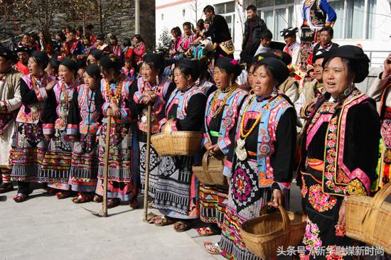 56涓皯鏃忓ぇ瑙傚洯浠嬬粛,涓浗浜斿崄鍏釜姘戞棌鍝堣惃鍏嬫棌