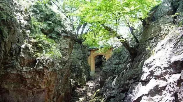 八一建军节广泛开展全民国防教育,八一建军节国防军事