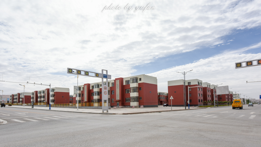花土沟在罗布泊边缘吗,青海海西德令哈市花土沟