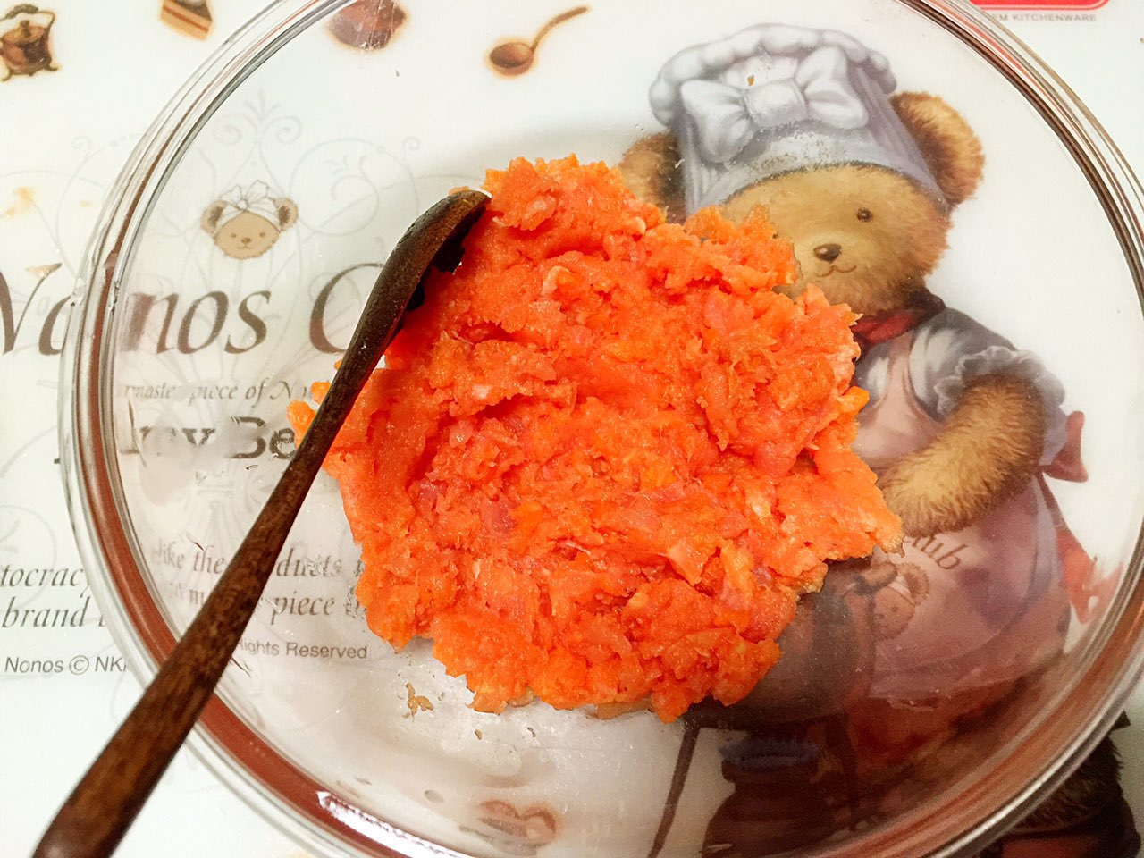 宝宝小馄饨辅食馄饨皮,馄饨辅食怎么调又鲜又嫩