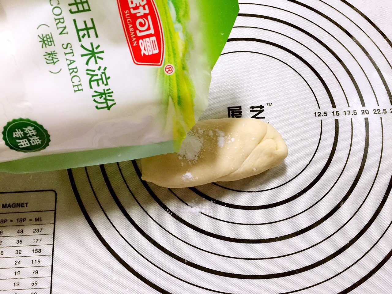 馄饨包法简单又好看宝宝辅食,小馄饨宝宝辅食馄饨皮