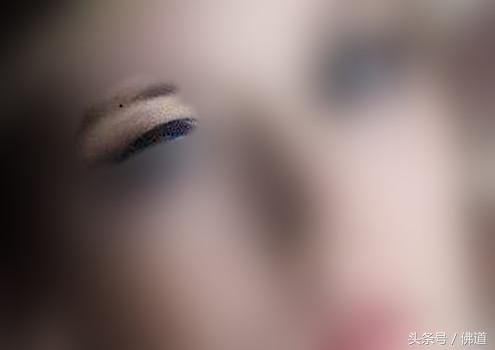 什么地方有痣易犯桃花,痣长在哪里犯桃花劫