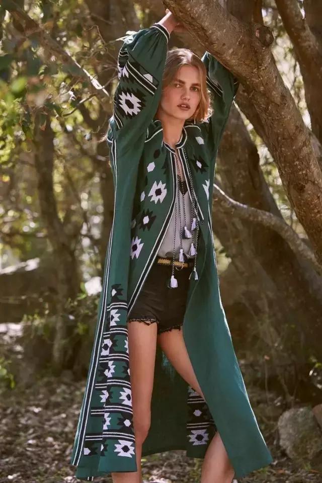 上班打扮小点还是成熟点好,上班look整套