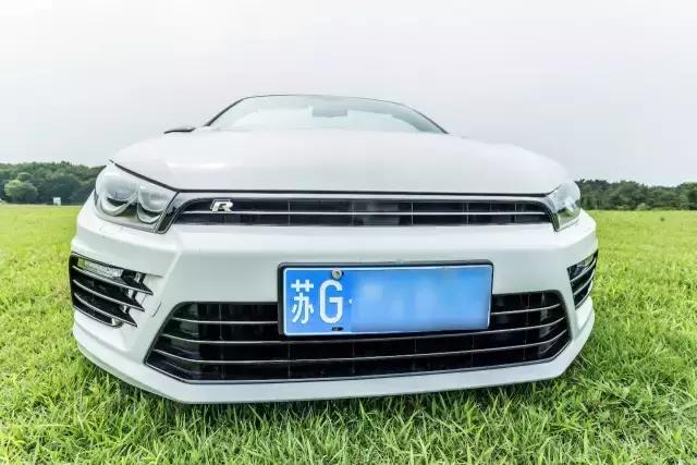 大众尚酷第一款,尚酷对比大众eos