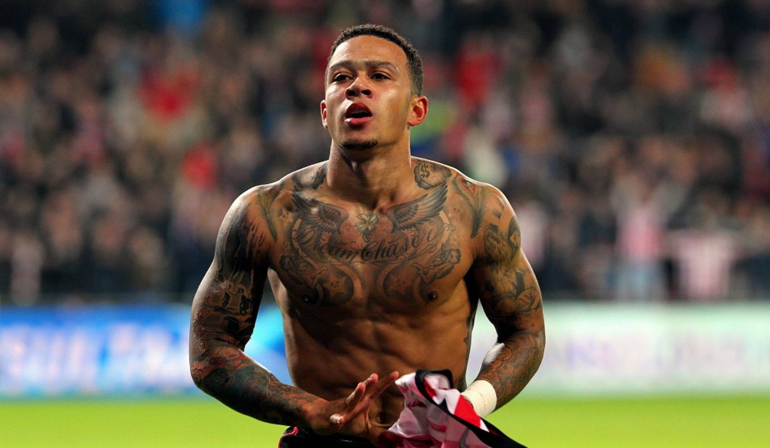 17岁出道的足球天才,17岁天才小将横空出世