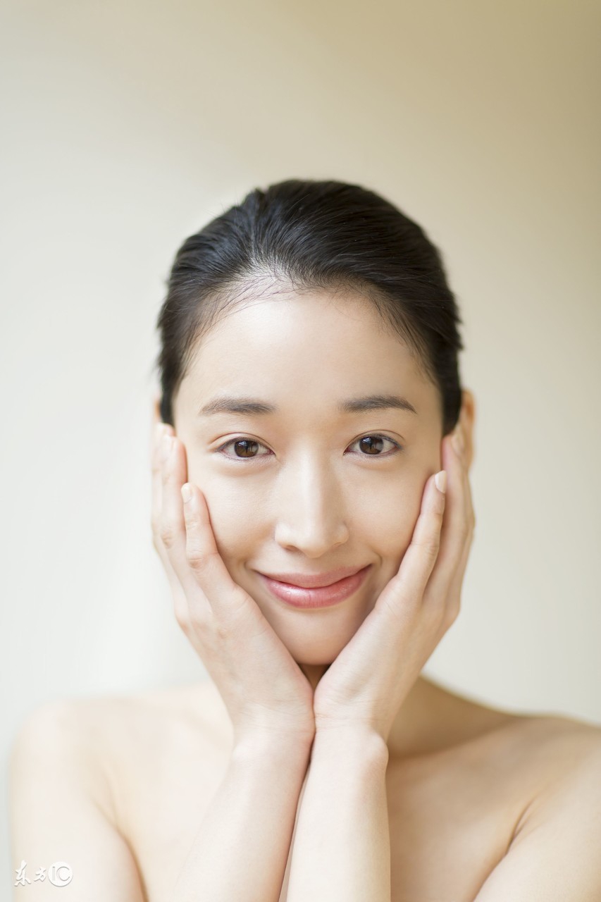 如何修复毛孔粗大和痘坑,痘坑痘印毛孔粗大的区别