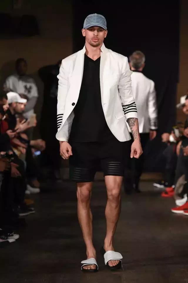 夏天最适合穿的拖鞋男,直男青年鞋子穿搭