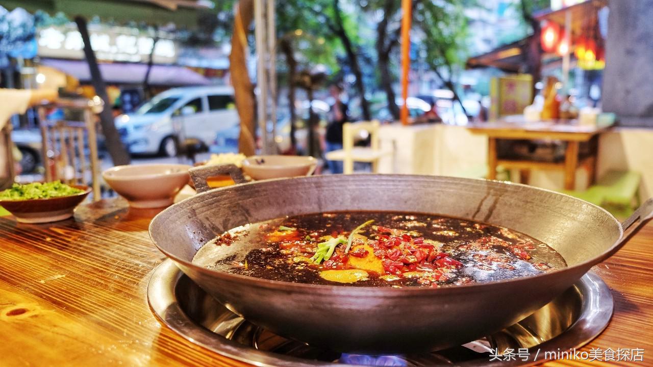 只卖红锅的火锅,只卖红汤的火锅