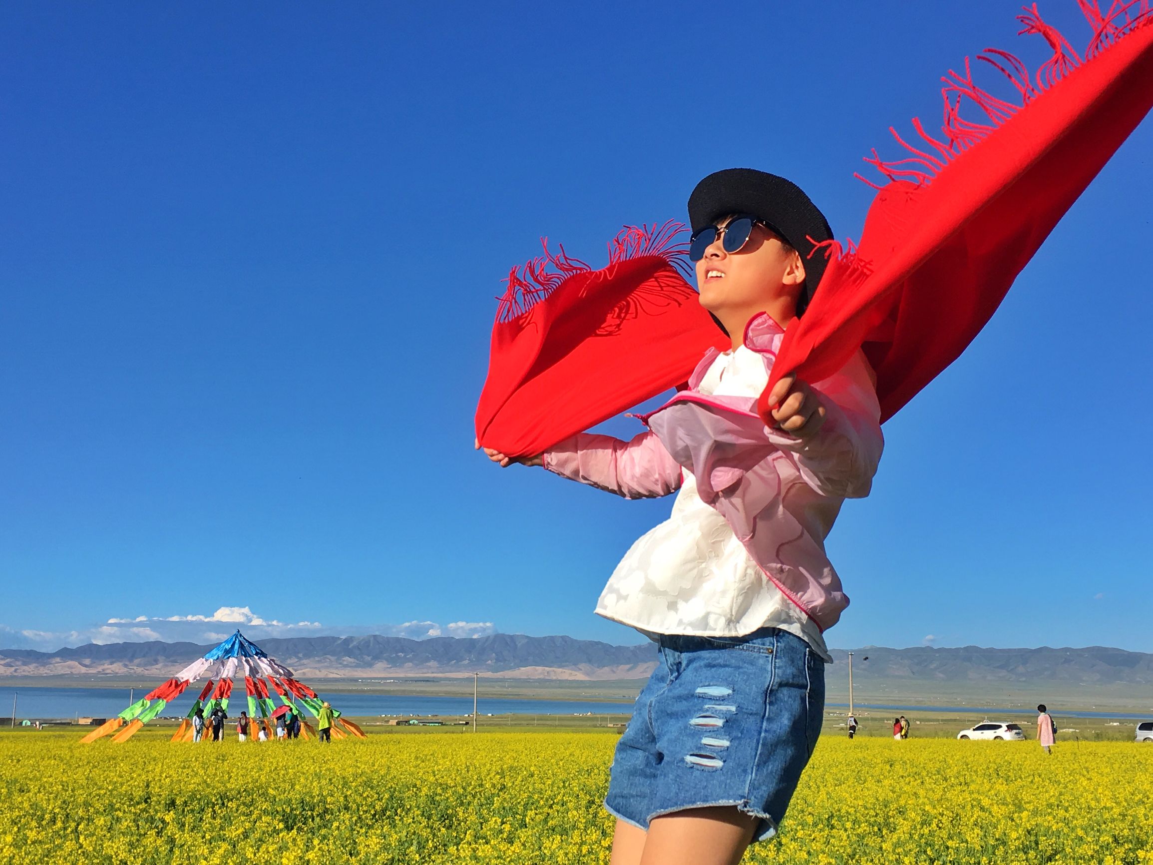 深邃的蓝,梦幻的蓝,是我的青海我的湖