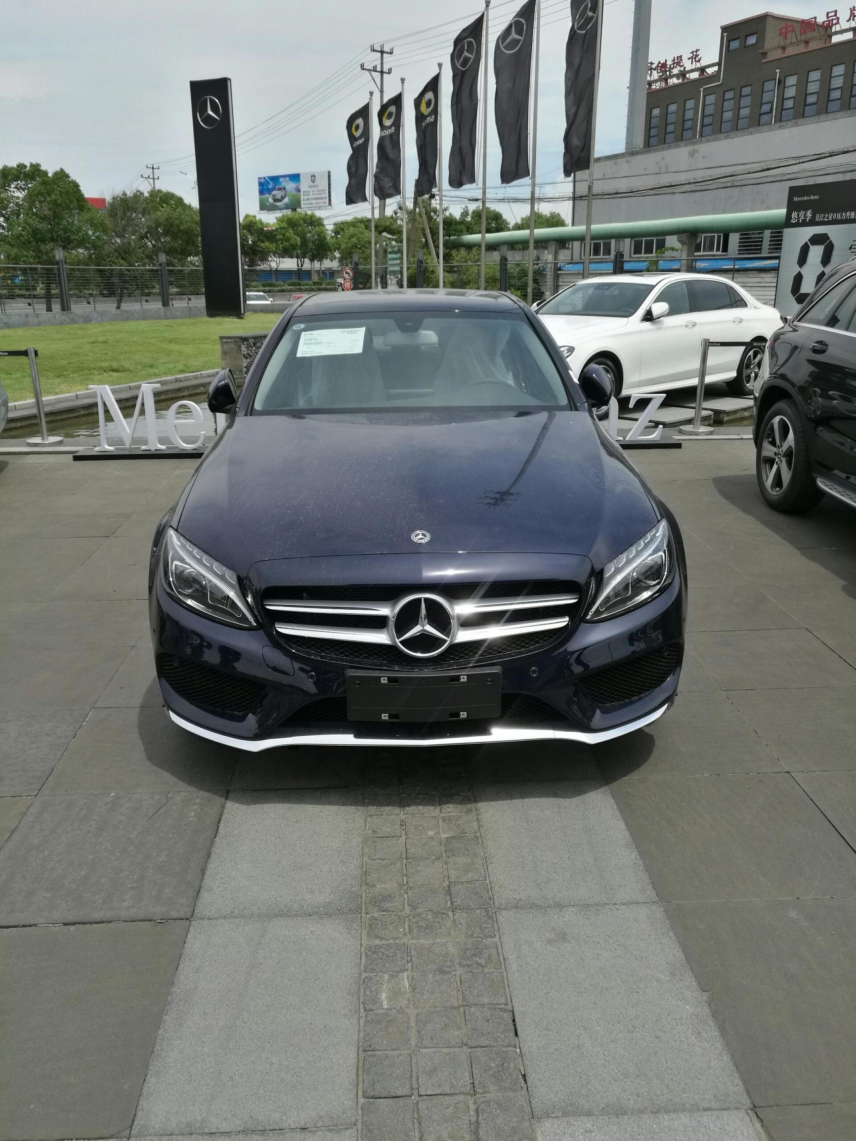 奔驰c级2012款c200l,奔驰c级2022款c260l运动试驾