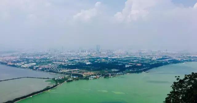 12月机票提前多少天订最便宜,每个星期哪天订机票最便宜