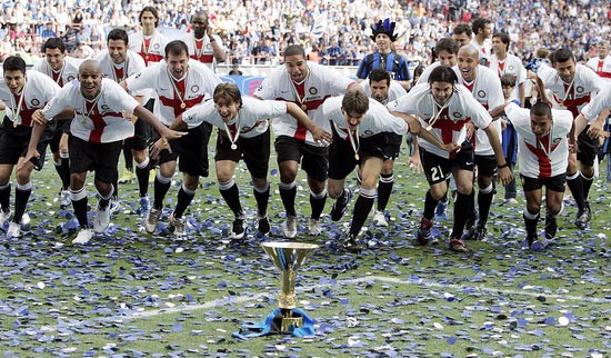 伊布11年,2011年伊布夺冠视频