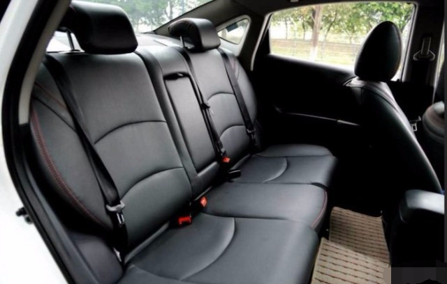 8万预算长安车和哈弗车哪个好,8万预算买小汽车还是suv好