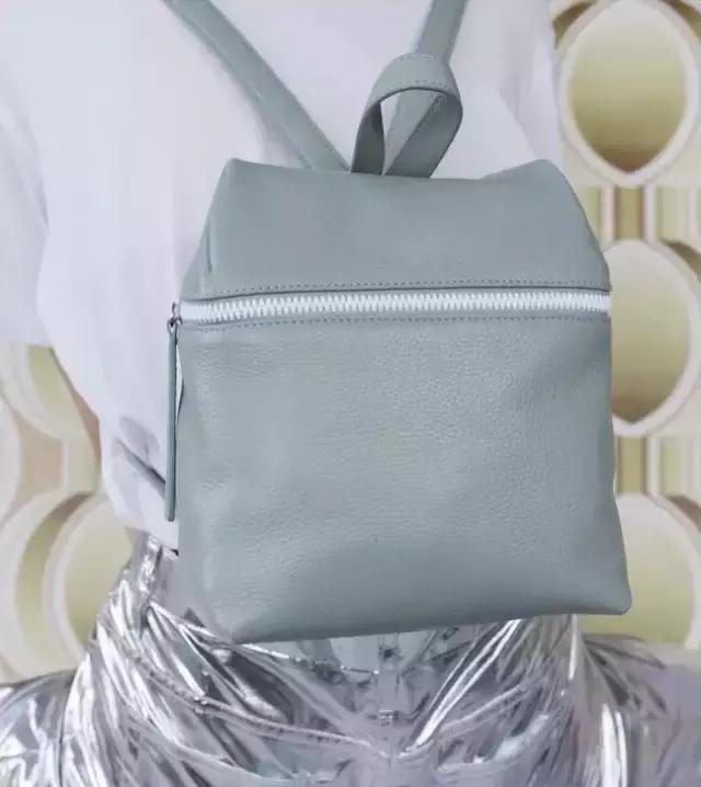 这款唐嫣同款的包包是什么牌子的,唐嫣杨幂同款包