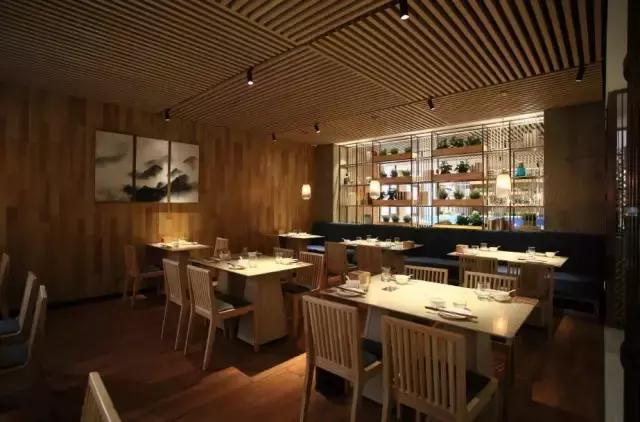 虾城美食3-4人套餐附近,虾城美食4-6人套餐团购