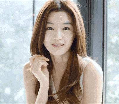 真人测评胶原蛋白液，1个月后我肌肤光滑白嫩，少女感满满！